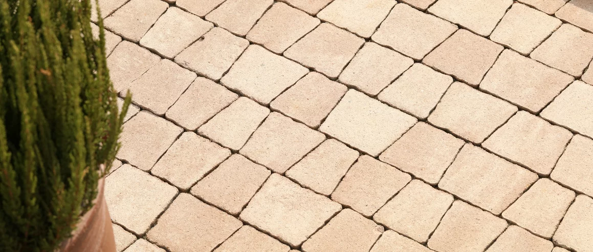 Realizacja produktu Kostka Brukowa Carmino Polbruk Latte Piaskowa  
