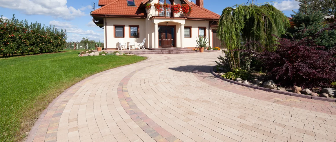 Realizacja produktu Kostka Brukowa Carmino Polbruk Latte Piaskowa  