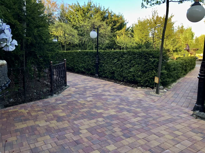 Realizacja produktu Kostka Brukowa Napoli Polbruk Barwy Jesieni