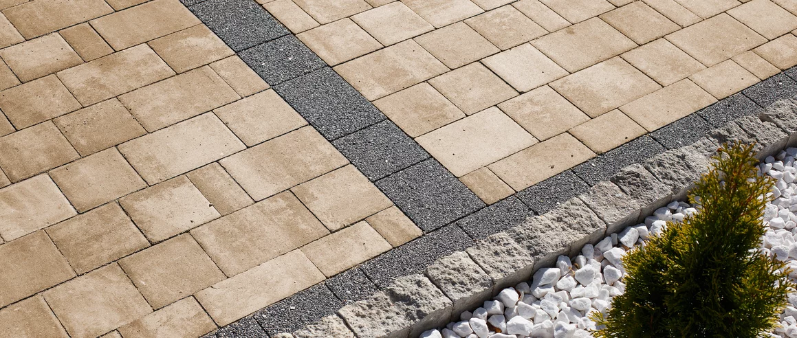 Realizacja produktu Kostka Brukowa Napoli Polbruk Latte Piaskowa  